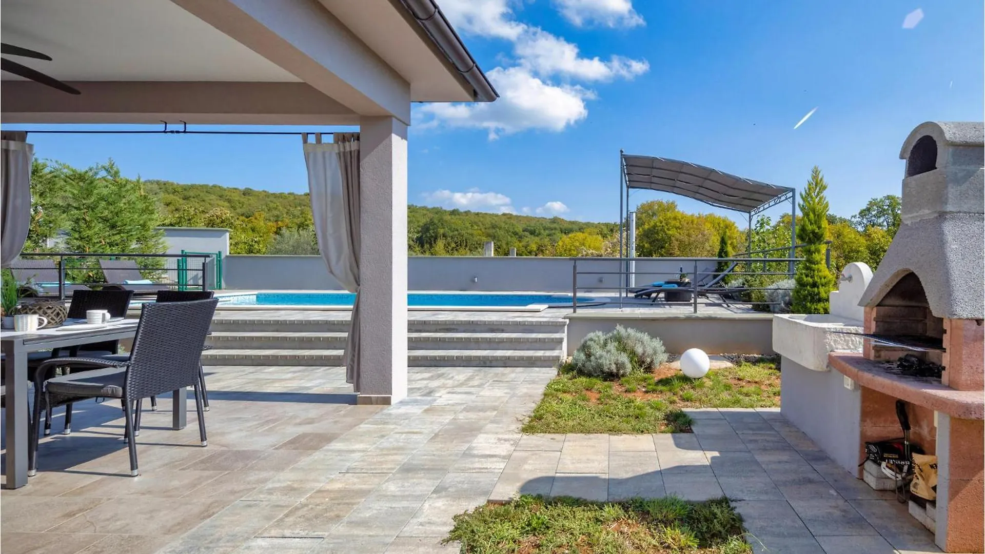 Holiday home Nice Home In Kapovci With Outdoor Swimming Pool Brusici