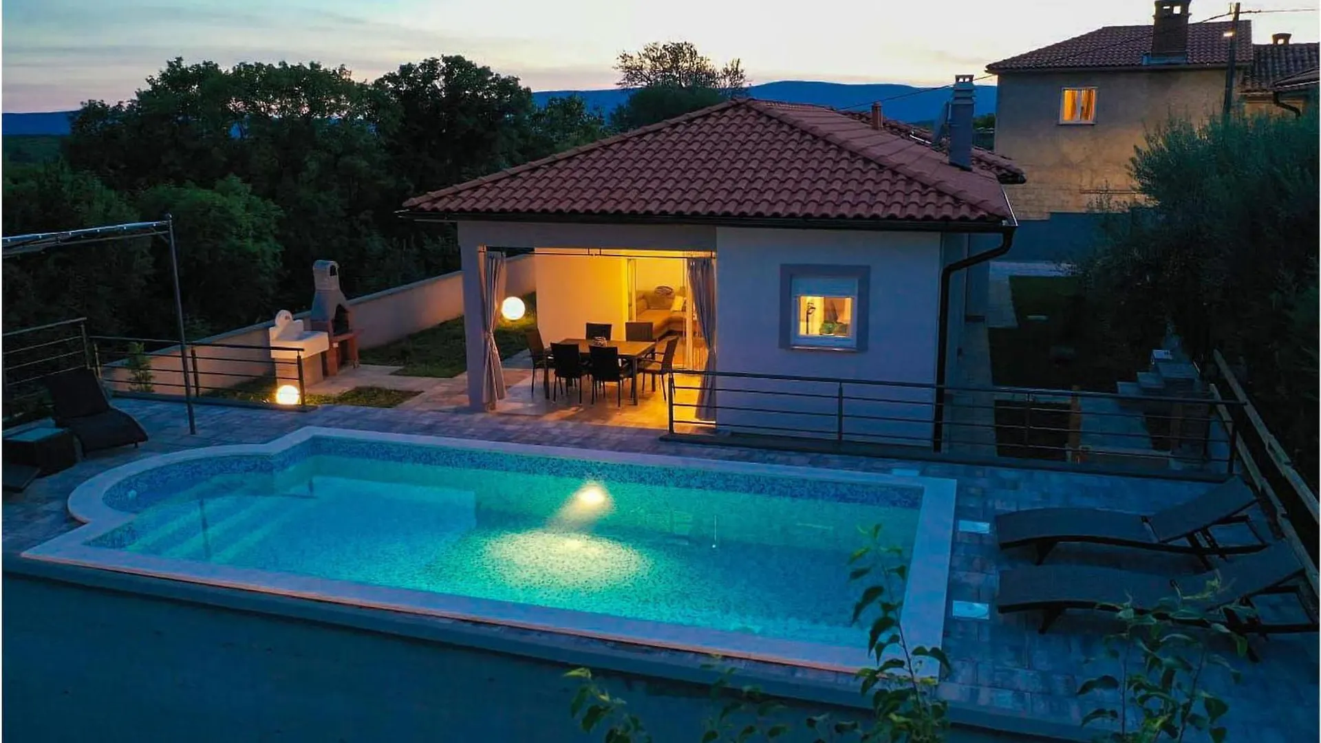 Nice Home In Kapovci With Outdoor Swimming Pool Brusici